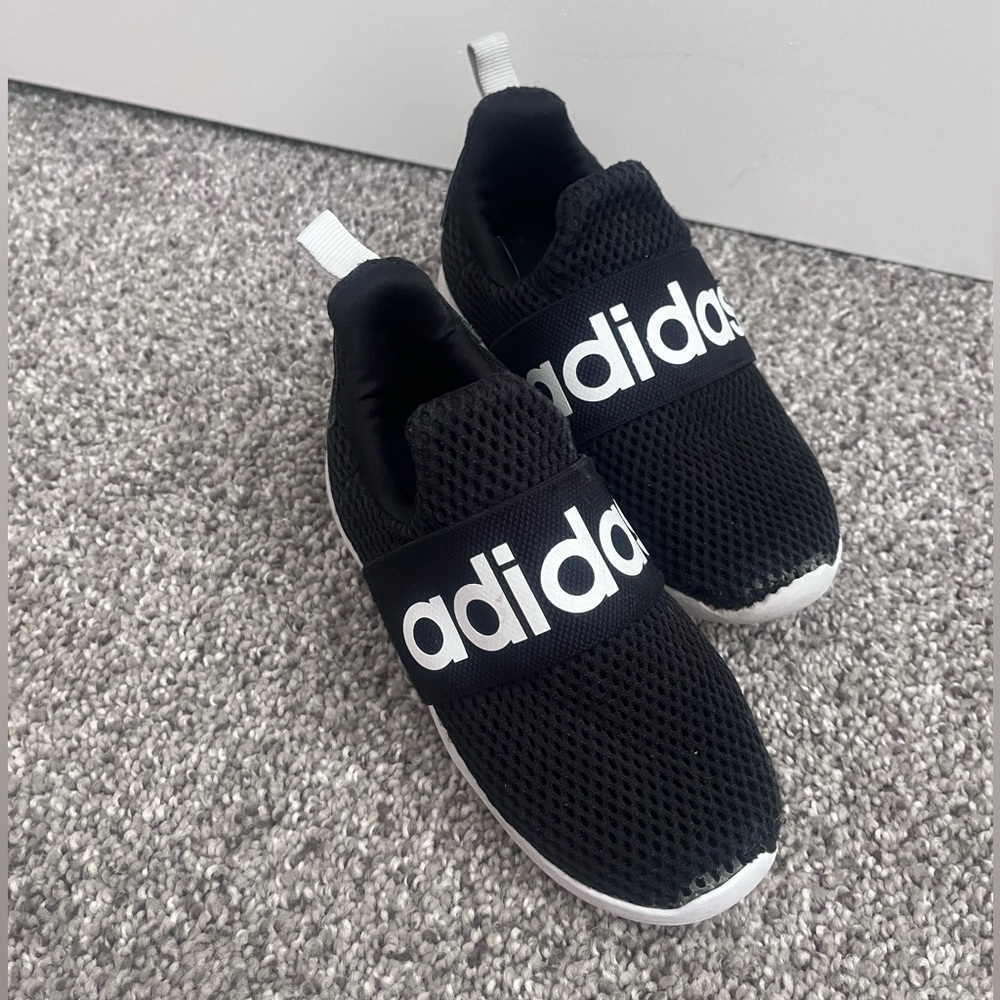 Boys or Girls Adidas Slip on Tennis Shoe- Size 10